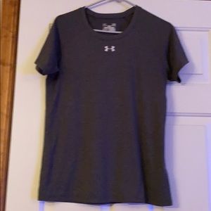 Under Armour short sleeve tee shirt